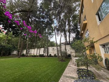 OPORTUNIDAD : CASA EN VENTA  EN LA HERRADURA