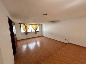 Casa  en renta en Camino Real y Zavaleta