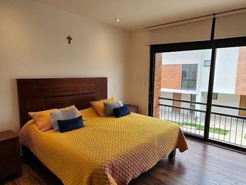 Casa en Renta en coto Sivec Capital Norte, Zapopan