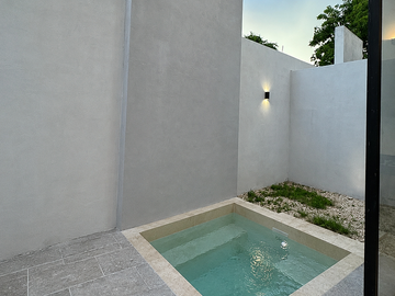 CASA TIPO TOWNHOUSE EN VENTA EN CHOLUL, MERIDA YUCATAN