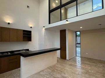 CASA TIPO TOWNHOUSE EN VENTA EN CHOLUL, MERIDA YUCATAN