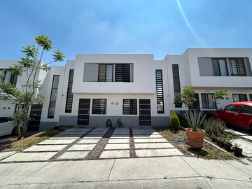 Casa venta condominio Ascenso a 5 minutos de Juriquilla