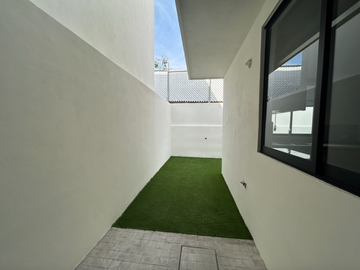 Casa en RENTA Zibatá frente al parque Jamadi