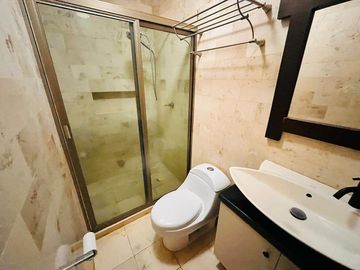 Casa en Venta en Veracruz Fracc. Lomas del Sol con Alberca Lado Sombra.
