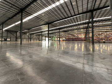 NAVE INDUSTRIAL  CROSS DOCK EN RENTA EN  EL MARQUÉS QUERETARO.