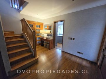 CASA INTERIOR CONDOMINIO TRAPENSES