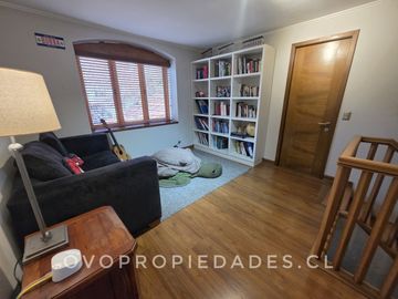 CASA INTERIOR CONDOMINIO TRAPENSES
