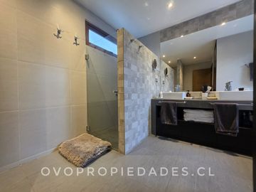 CASA INTERIOR CONDOMINIO TRAPENSES