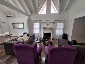 Casa en Venta en Exaltación de la Cruz 5 Ambientes, Indio Cua Golf Club.