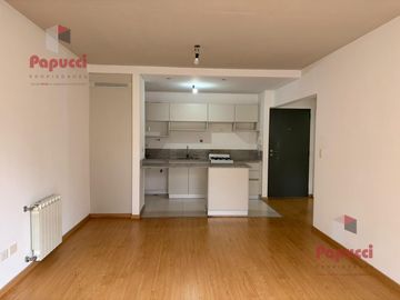 Departamento 2 amb con cochera cubierta en alquiler - Victoria