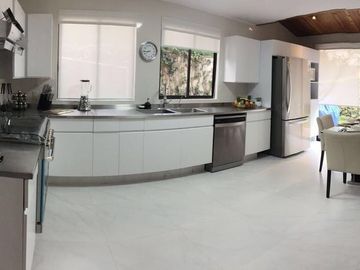 CASA EN VENTA CON JARDIN EN GUADALUPE INN