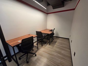 RENTA DE OFICINAS AMUEBLADAS EN JURIQUILLA