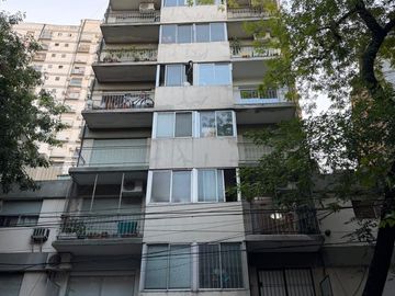 Alquiler Dos Ambientes con Balcon Frances y Luminoso - Recoleta