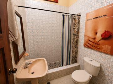 VENTA CASA CHAMPAGNAT DE UN PISO, SUR CENTRAL CALI