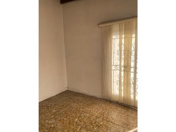 Alquilo casa segundo piso en los colores de 4 habitaciones