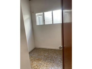 Alquilo casa segundo piso en los colores de 4 habitaciones