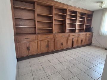 Casa en Venta, La Herradura Oportunidad para Remodelar