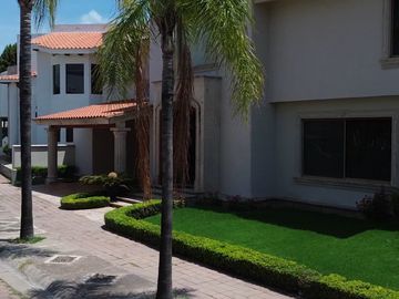 Casa - Condominio Jardines del Campestre