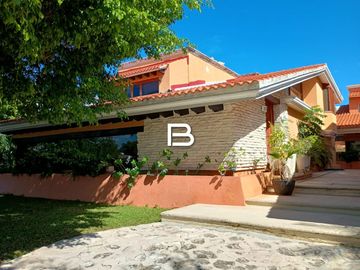 Casa en Zona Hotelera