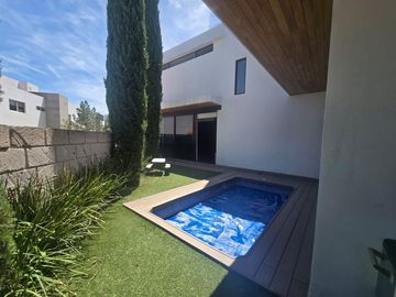 Casa en Club de Golf la Loma