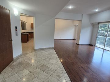 Departamento en Lomas Country Club