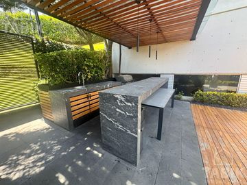 Se renta departamento Frente a Parque La Mexicana