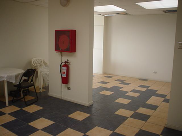 ARRIENDO EDIFICIO 4 PISOS CON BODEGA, QUINTA NORMAL