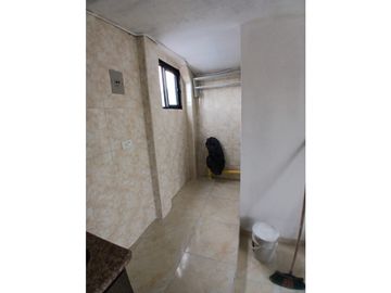 SE ARRIENDA APARTAMENTO EN EL CENTRO