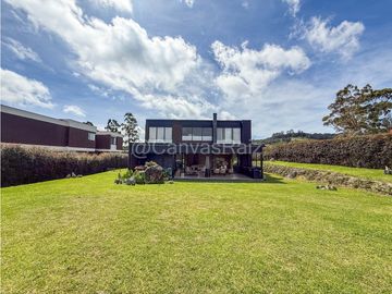 CASA CAMPESTRE EN PARCELACIÓN ENVIGADO