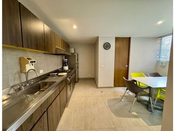 Se ARRIENDA Apartamento en Santa Barbara