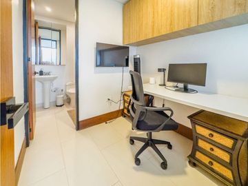 Venta Penthouse Amoblado con vista / Altos del Poblado
