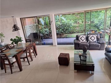 CASA EN ENVIGADO - EL ESMERALDAL