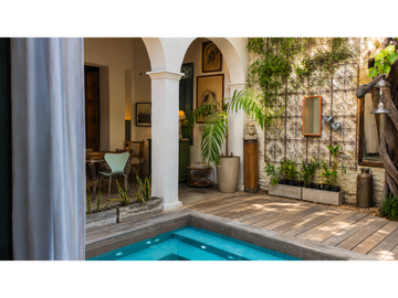 SE VENDE CASA DE ESQUINA CON POTENCIAL TURSTICO, CENTRO HISTÓRICO