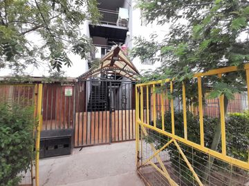 Depto. Condominio. JJ.Perez/La Estrella, Pudahuel norte