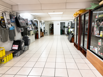 VENTA LOCAL COMERCIAL 3HAB 2BA SANTIAGO