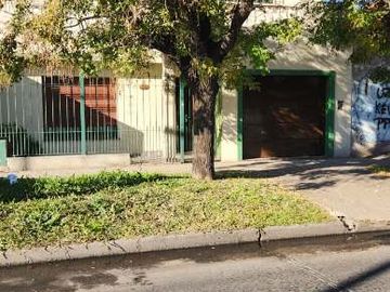 Casa en venta en Temperley Este