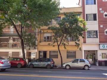 VENTA DEPARTAMENTO 3 AMBIENTES FLORES AMPLIO
