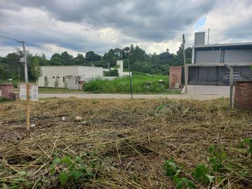 VENTA TERRENO EN BARRIO LAS MORAS 720,95 m²