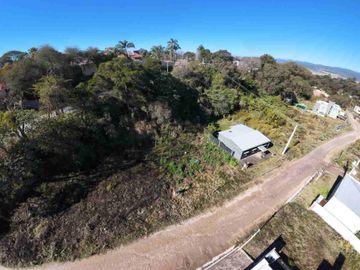 VENTA TERRENO EN BARRIO LAS MORAS 720,95 m²