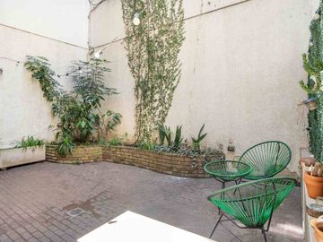VENTA DEPTO 3 AMB CON PATIO EN COLEGIALES