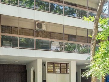 VENTA DEPTO 3 AMB CON PATIO EN COLEGIALES