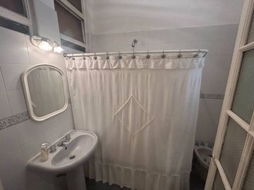 VENDE DEPARTAMENTO DE ESTILO 3 AMB APTO PROF
