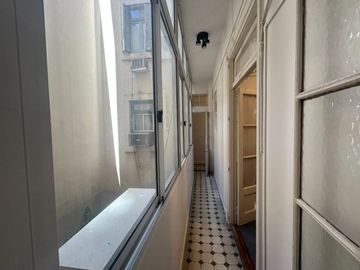 VENDE DEPARTAMENTO DE ESTILO 3 AMB APTO PROF