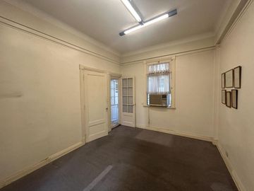 VENDE DEPARTAMENTO DE ESTILO 3 AMB APTO PROF