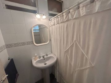 VENDE DEPARTAMENTO DE ESTILO 3 AMB APTO PROF