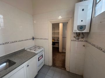 VENDE DEPARTAMENTO DE ESTILO 3 AMB APTO PROF
