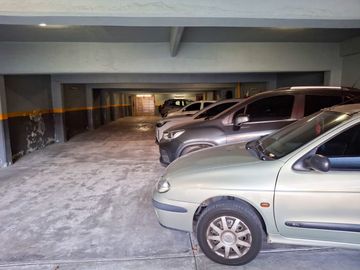 Cochera cubierta en Venta V Devoto ideal inversión