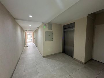 VENTA DEPARTAMENTO MONOAMBIENTE COCHERA SAAVEDRA