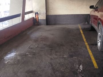VENTA DE COCHERA FIJA  Y CUBIERTA 13,25 m2 EN ONCE