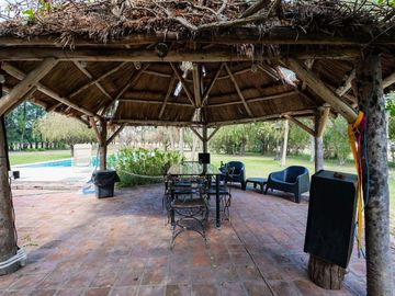 VENTA- 11 HECTAREAS-FONDO DE COMERCIO-HERMOSA CASA